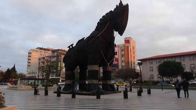 Truva Atı, Kazdağı Göknarları’ndan Yapılmış