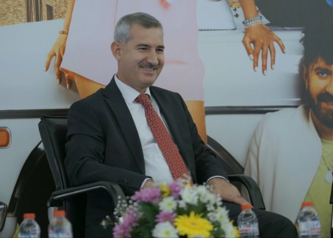 Çınar, ‘Aşk Yolunda’ Filminin Oyuncuları İle Söyleşi Etkinliği Düzeledi