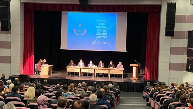 Çorlu’da Okul Güvenliği Toplantısı