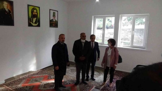 Ak Parti Grup Başkanvekili Ve Ak Parti Çanakkale Milletvekili Bülent Turan Denizgöründü Cemevi’ni Ziyaret Etti.
