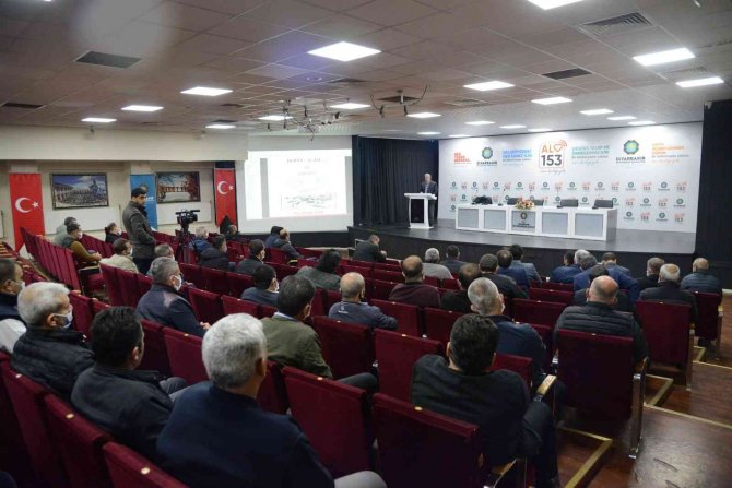 Diyarbakır’da Şoförlere Doğru İletişim Eğitimi Verildi