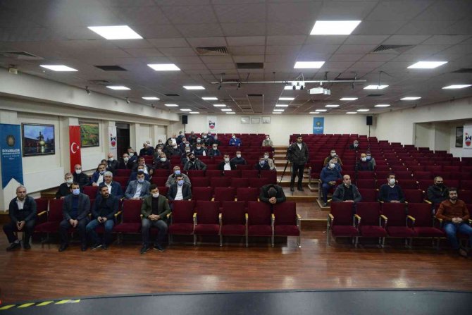 Diyarbakır’da Şoförlere Doğru İletişim Eğitimi Verildi