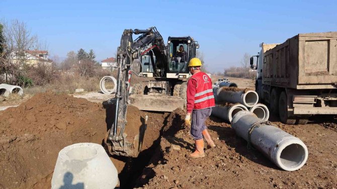 10 Ayda 47 Kilometre Hat Döşendi
