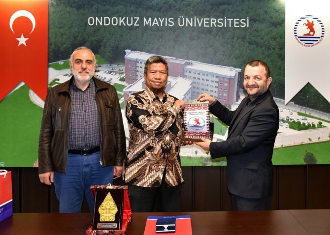 Endonezya’dan Omü’ye İş Birliği Görüşmesi