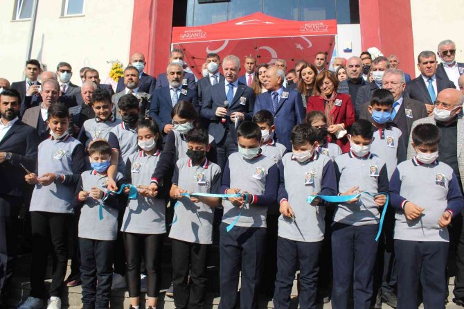 Mesut Ateşsönmez Ortaokulu Hizmete Açıldı