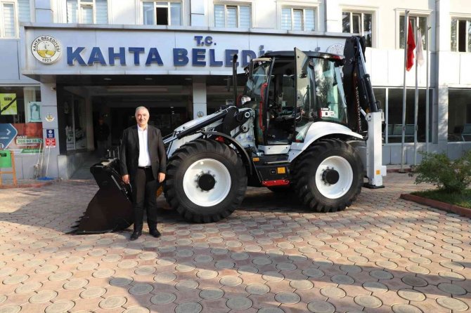Kahta Belediyesi Araç Filosunu Güçlendirdi