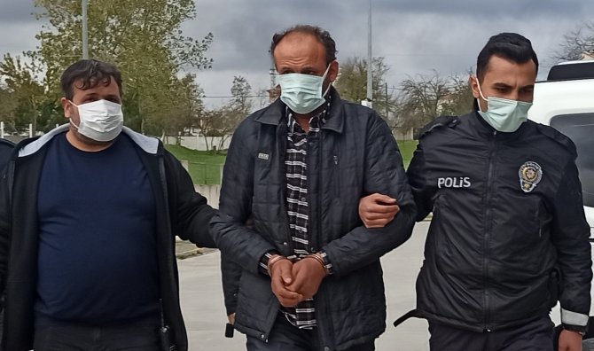 44 Yaşındaki Kadını Boğarak Öldüren Katil Zanlısı Cezaevinde Kendini Astı