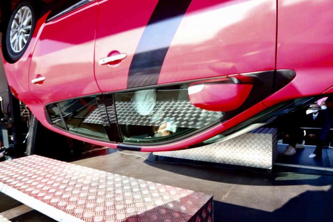 Simüslasyon Aracı İle Uygulamalı Eğitim