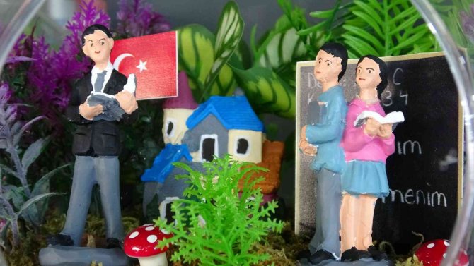 Çiçekçilerde Öğretmenler Günü Mesaisi