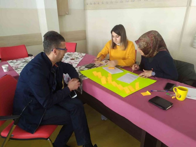 Pazarlar’da "Zafere Koşuyorum" Projesi