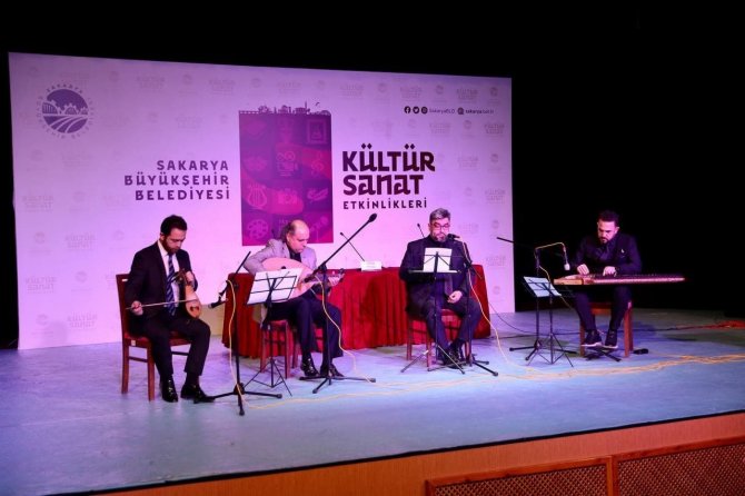 Akm’de Yahya Kemal Konuşuldu