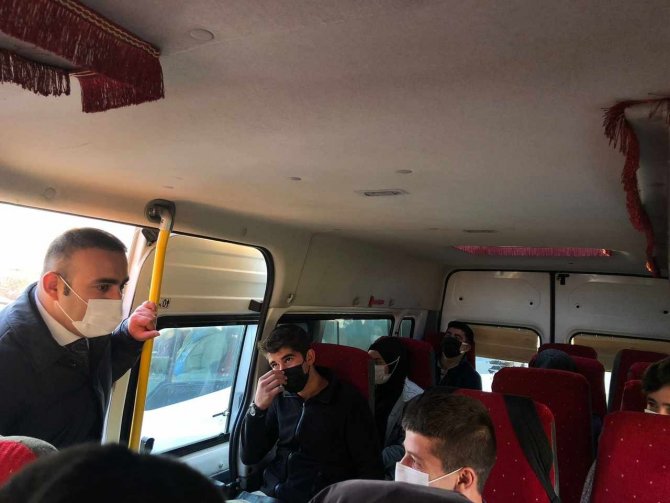 Şirvan İ̇lçe Kaymakamı Hasar, Okul Servis Araçlarını Denetledi