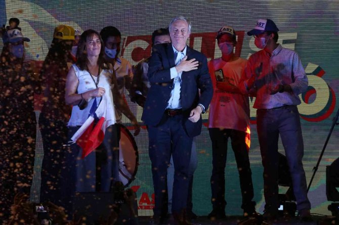 Şili’de Devlet Başkanlığı Seçimi İkinci Tura Kaldı