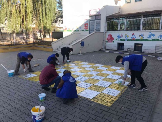 Genç Gönüllülerden Anlamlı Etkinlik