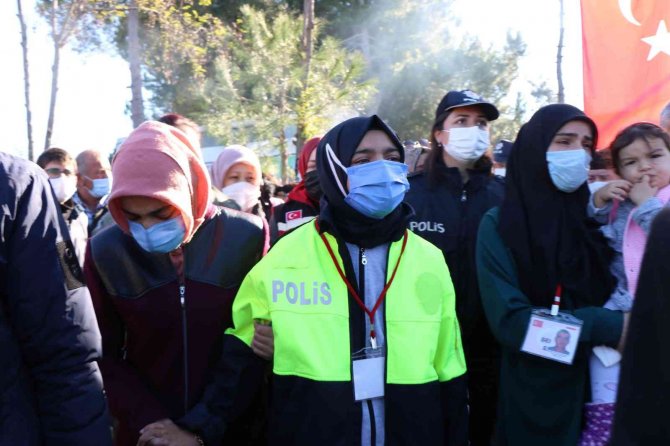 Şehit Polis Yusuf Ceylan’ın Evinin Önünde Helallik Alındı