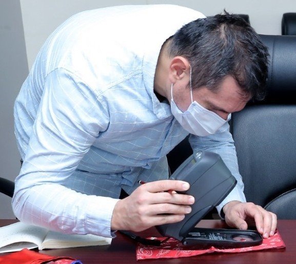 Hasretle Beklenen An Geldi, Efsane Renk Kumaşa İşlendi