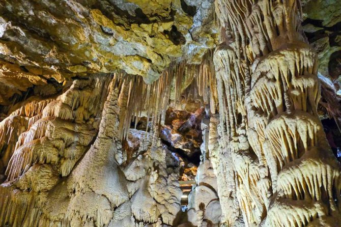 Gümüşhane’nin Yer Altı Sarayında Turizm Sezonu Devam Ediyor