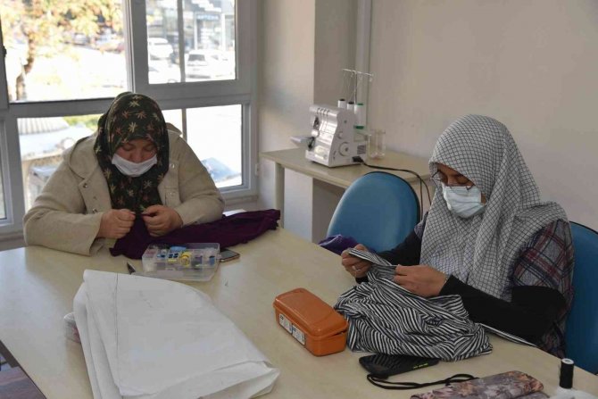 Katıldıkları Kurs Sayesinde Hazır Giyim Sektöründe İş Bulacaklar