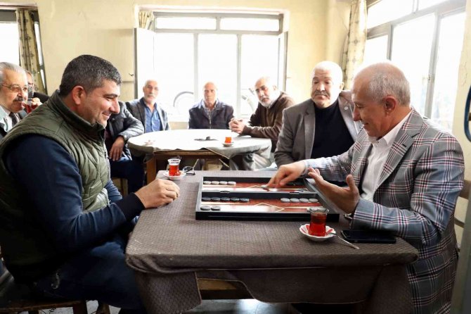 Başkan Gültak, Mahallelerde Vatandaşlarla Buluşmaya Devam Ediyor