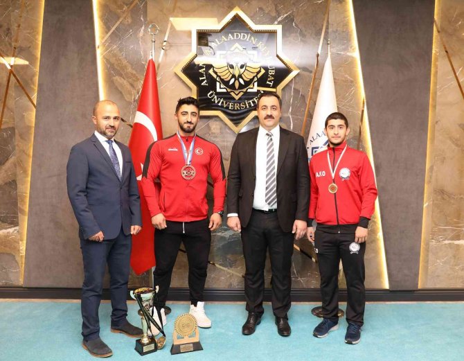 Alkü’lü Sporcular Çifte Başarı İle Döndüler