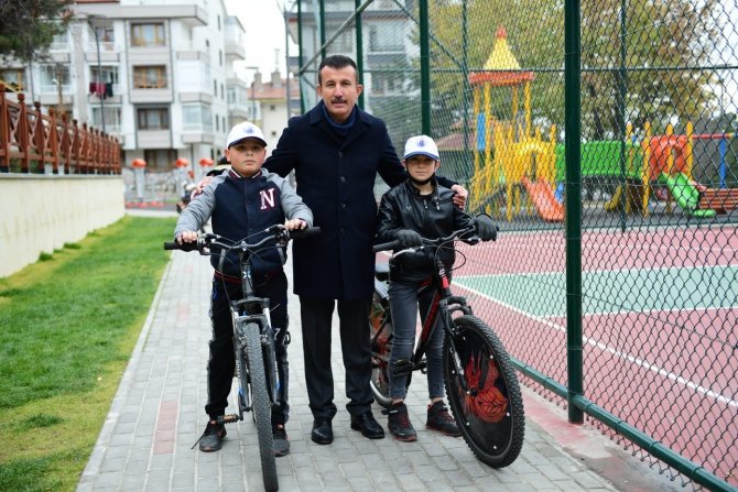 Haydi Çocuklar Parka