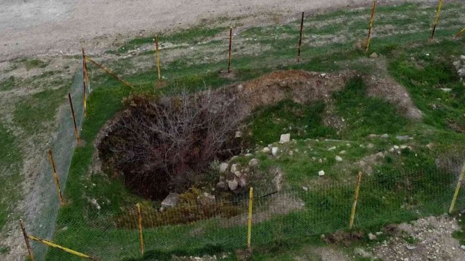 Anadolu’nun Bilinen En Eski Taş Tiyatrosu Gün Yüzüne Çıkmayı Bekliyor