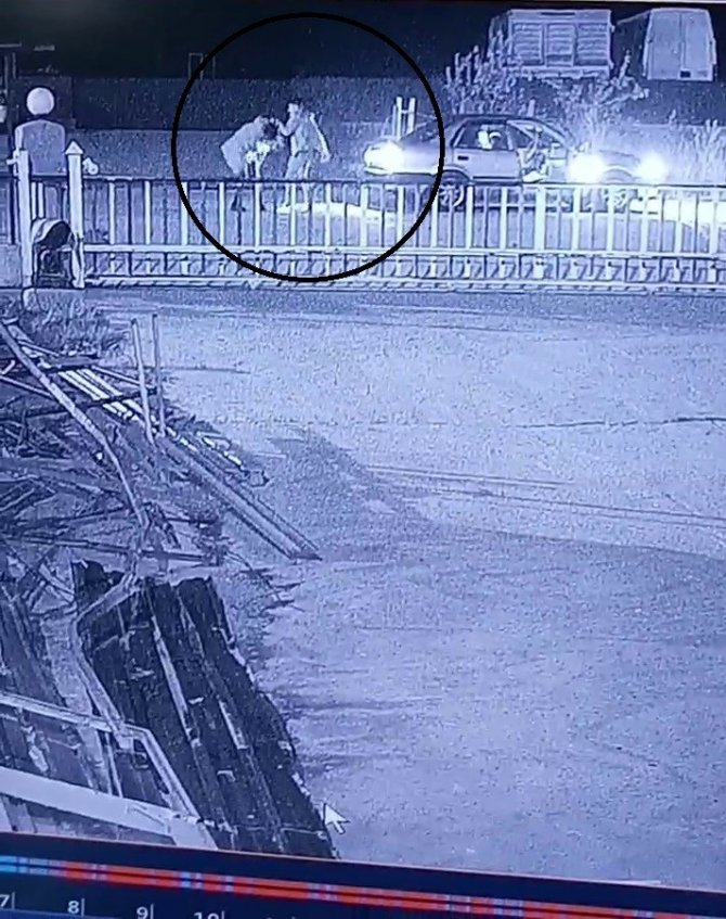 Tartıştığı Kadını Bıçakladı