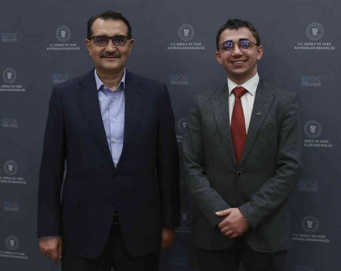 Bakan Dönmez: “Elektrikte Olduğu Gibi Doğal Gazda Da Kademeli Bir Tarife Üzerine Çalışıyoruz”