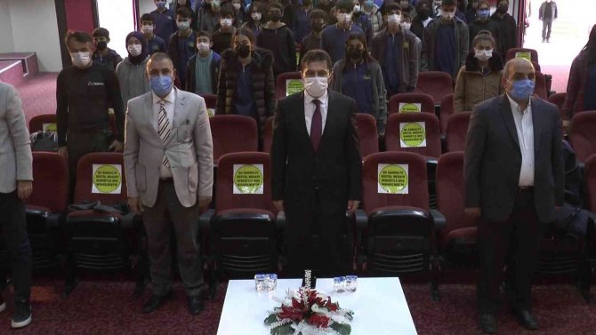 ‘Gökyüzüne En Yakın Öğrenciler Doğayı Tanıyor ’ Projesi Kapanış Şenliği Düzenlendi