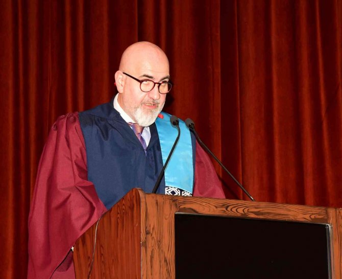 Esogü’lü Genç Diş Hekim Adayları Beyaz Önlükleri Giydi