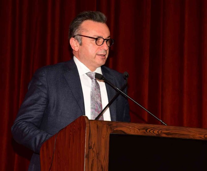 Esogü’lü Genç Diş Hekim Adayları Beyaz Önlükleri Giydi