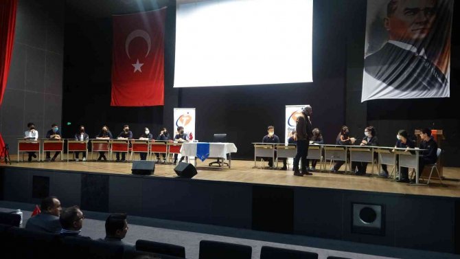 Mete Yarar Tekden Koleji’nde