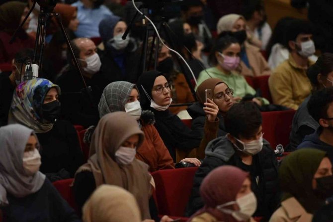 Cumhurbaşkanlığı Sözcüsü İ̇brahim Kalın, Gençlerle Buluştu