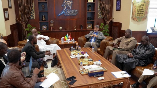 Senegal Heyetinden Kbü’ye Ziyaret