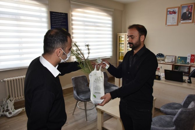 Karatay’da Her Öğretmene Bir Fidan