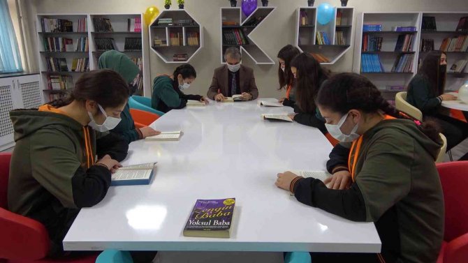 Emine Erdoğan’ın Himayesinde Başlatıldı: "Kütüphanesiz Okul Kalmayacak"