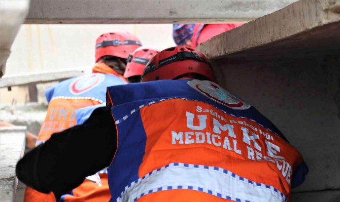 Kahraman Umke Personeli Sürekli Eğitiliyor