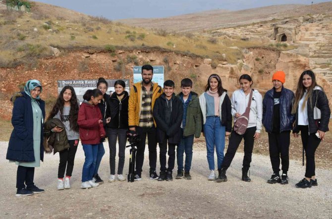 Şırnaklı Öğrenciler Tarihi Yerleri Gezdi