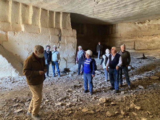 Dünya Harran Bazda’da Doğal Taş Yer Altı İşletmeciliğinin Tarihine Tanık Olacak