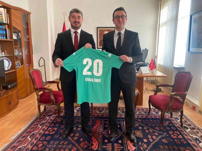 Başkan Uz, Almanya’da Ziyaretlerini Sürdürdü