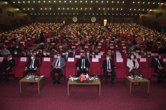 Adana’da 24 Kasım Öğretmenler Günü Kutlandı