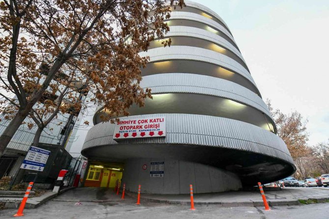 Sıhhiye Çok Katlı Otoparkı Yeniden Hizmete Açıldı