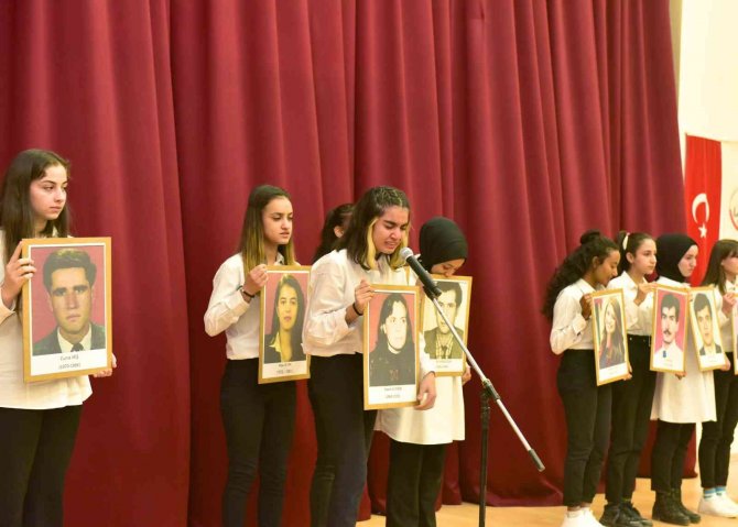 Şanlıurfa’da Öğretmenler Günü Kutlandı