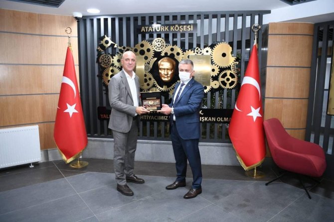 Vali Yazıcı, 110 Öğrenci İle Birlikte Kitap Okudu