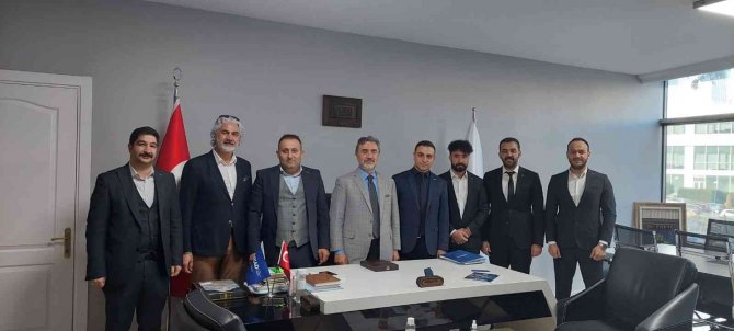 Asri̇ad Van Şubesinin Ankara Temasları Sürüyor