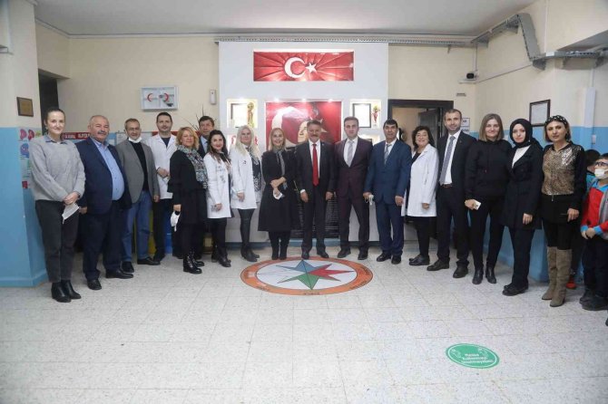 Başkan Deveci: “Öğretmene Öğretmenlik Yaptıracak Olan Yüreğindeki Çocuk Sevgisidir”