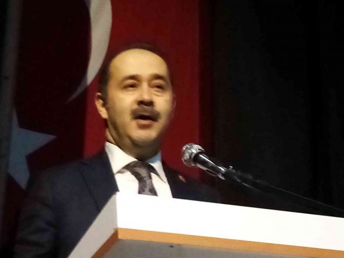 Bandırma’da Öğretmenler Günü Törenle Kutlandı.