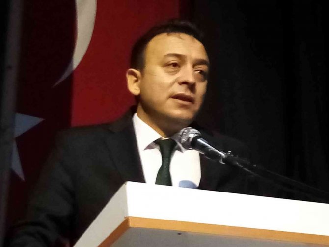 Bandırma’da Öğretmenler Günü Törenle Kutlandı.