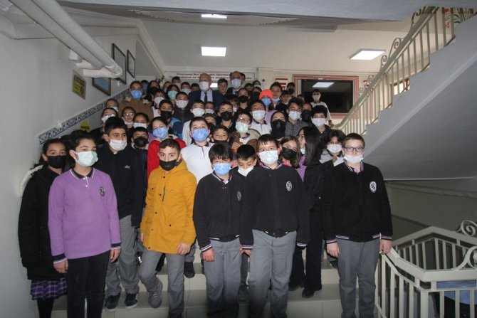 Başkan Pekmezci, Öğretmenleri Unutmadı