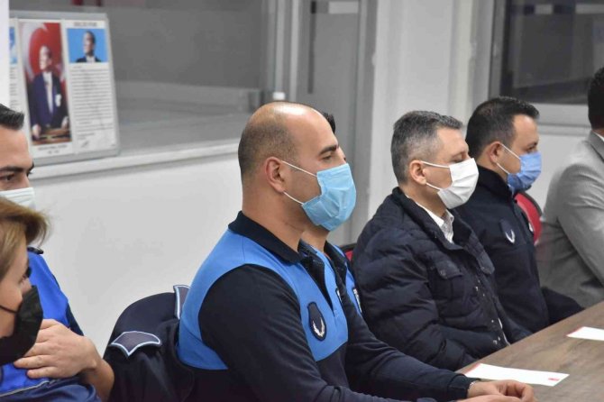 Bilecik’te Zabıtalara Verilen ’Diksiyon’ Ve ’Güzel Konuşma’ Kursu Renkli Görüntülere Sahne Oldu